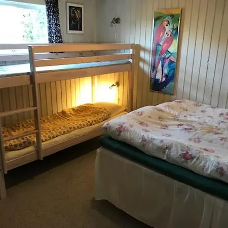 Alléhuset Nyaraló Roslev